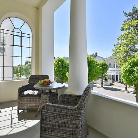 Apartment Ferienwohnung-1-villa-celia-sellin-strandnah-fuer-6-personen