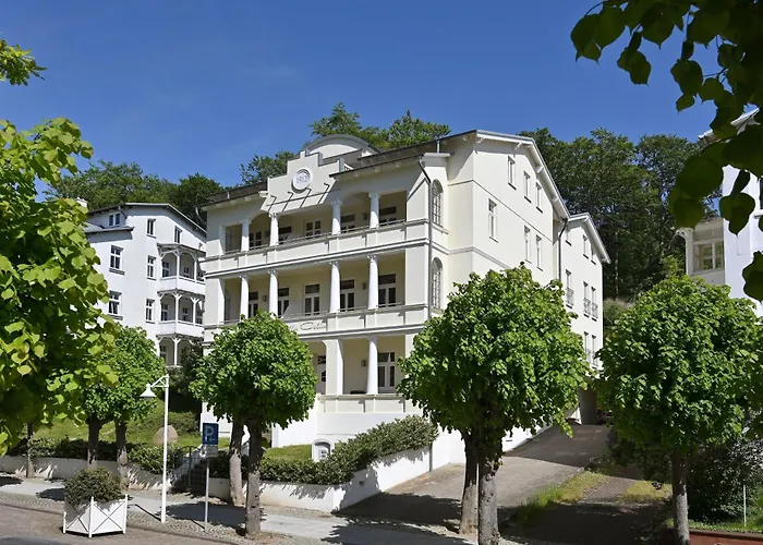 Ferienwohnung-1-villa-celia-sellin-strandnah-fuer-6-personen Apartamento